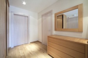 Dressoir en spiegel in je hal