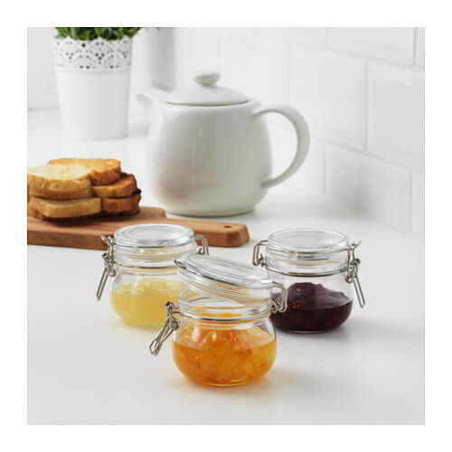 Glazen potjes uit het IKEA assortiment voor in je keuken
