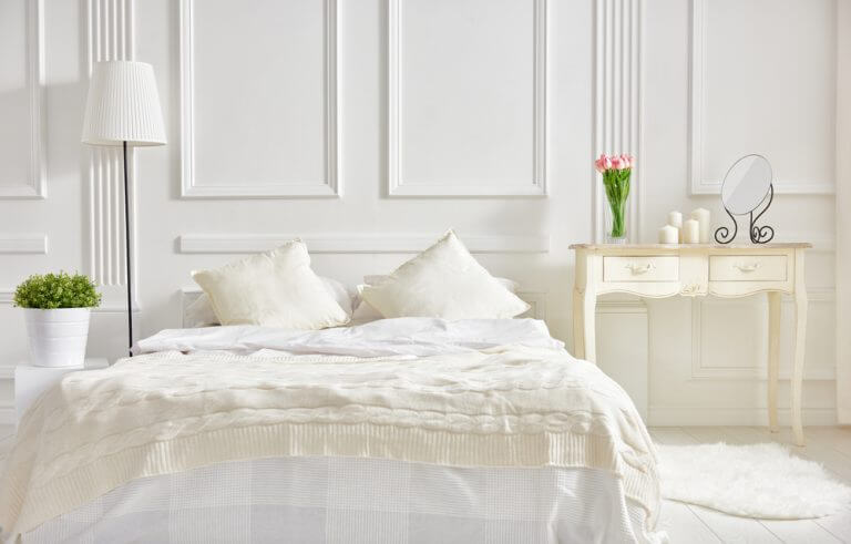 Een compleet witte slaapkamer