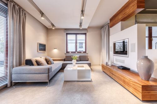 Stappen om een lichte en ruime woonkamer te krijgen