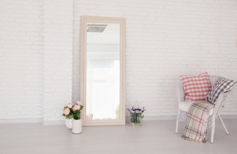 Grote staande spiegel