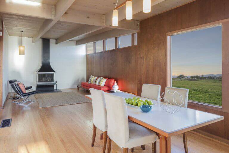 Mid-Century strakke lijnen