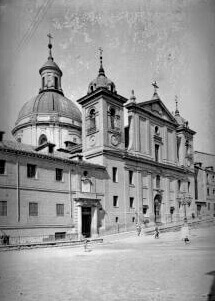 Een oude foto van de kerk