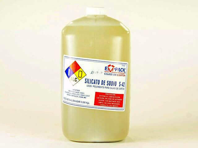 Gebruik natriumsilicaat om je kelder waterdicht te maken