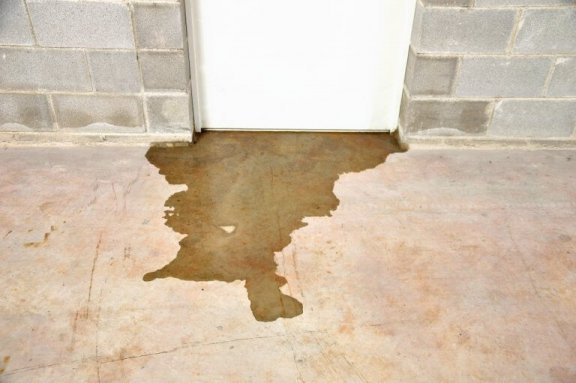 Waterschade aan een vloer