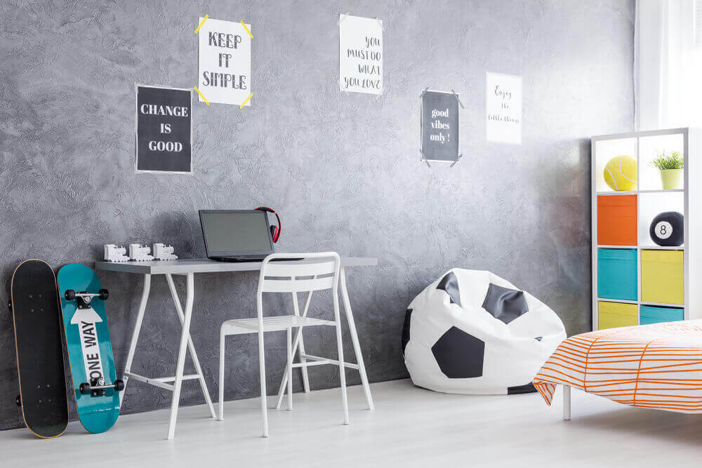 Kamer mer kleurrijke meubels