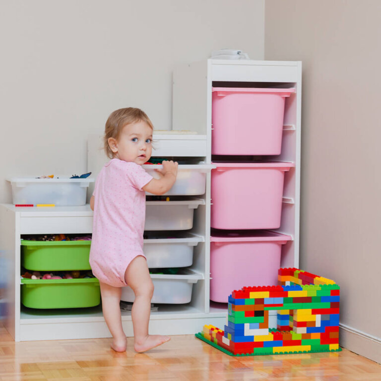 Hoe bewaar ik spullen in de kinderkamer?